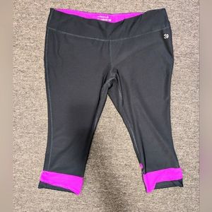 Impact by Jillian Michaels Capri leggings